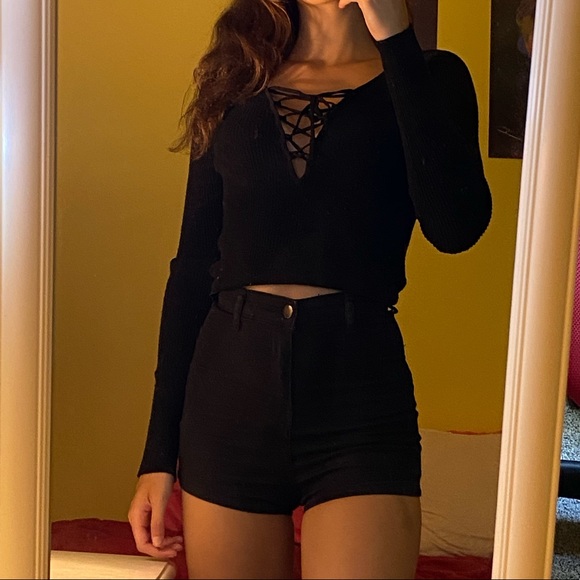 V neck sweater - Picture 3 of 3